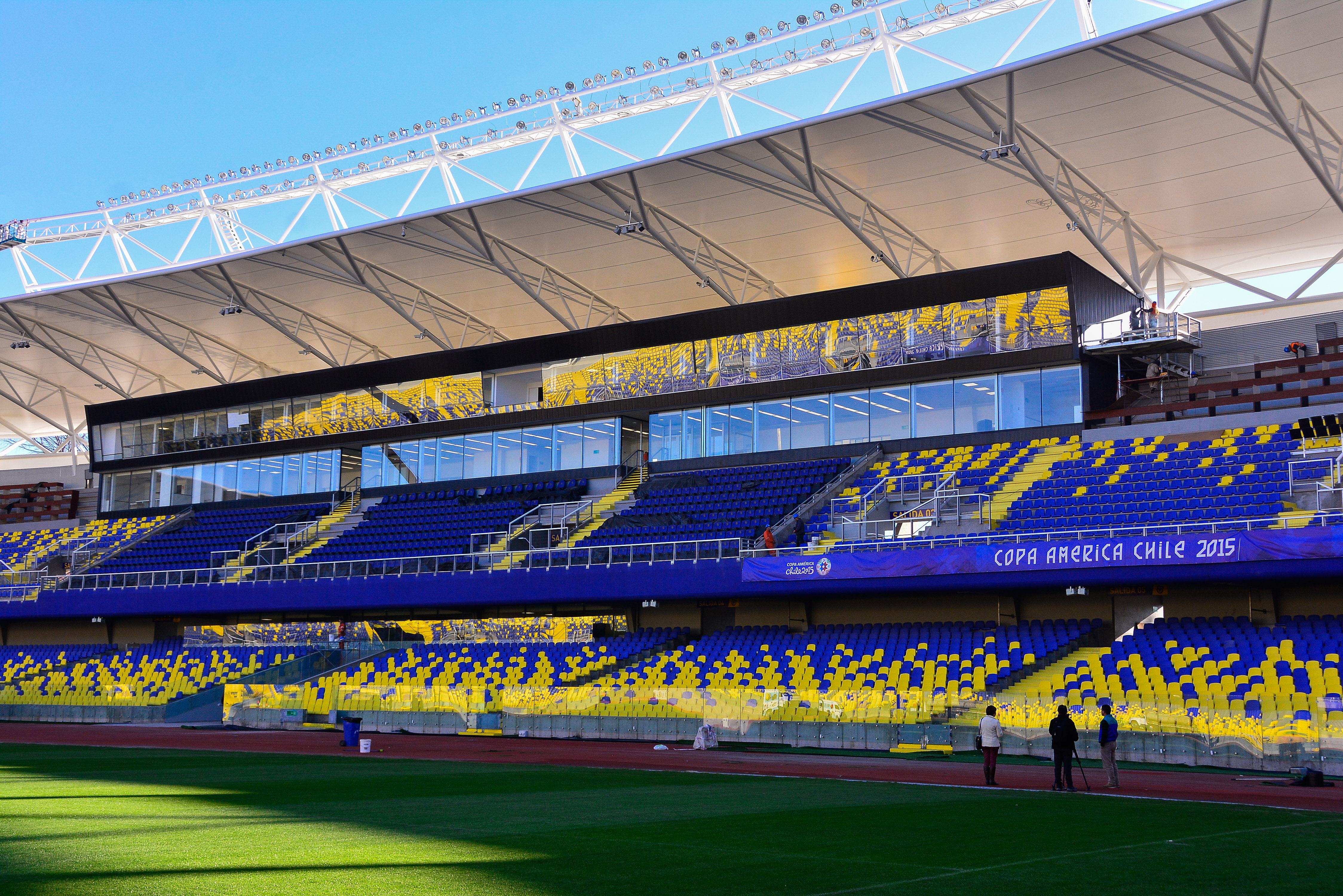 Polémica de estadio con butacas más caras de Chile llegó hasta el Congreso Nacional